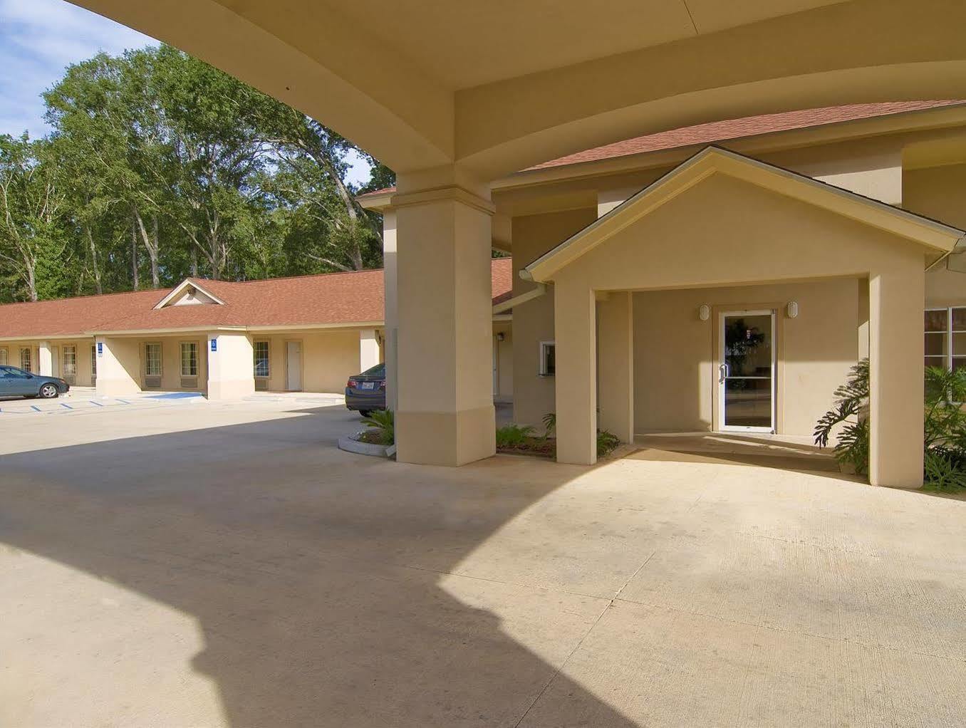 Americas Best Value Inn Deridder Esterno foto